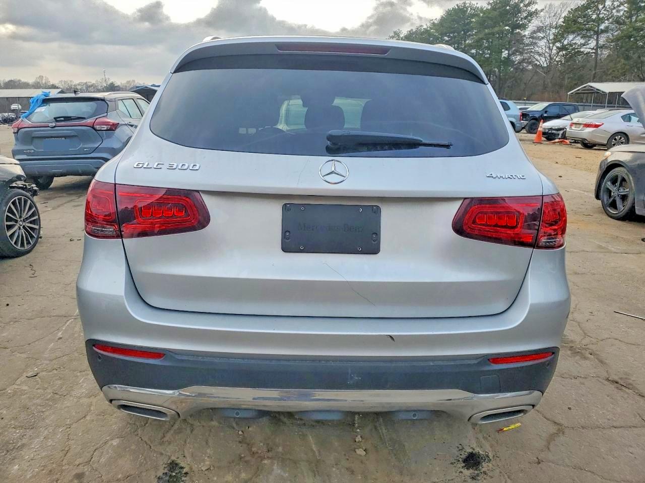 2020 MERCEDES-BENZ GLC 300 4MATIC photo 6