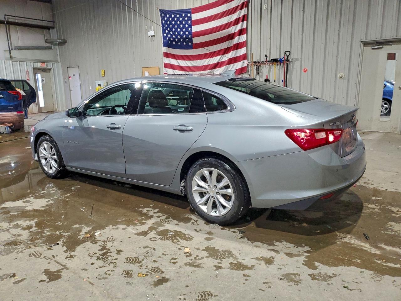 2024 CHEVROLET MALIBU LT photo 2
