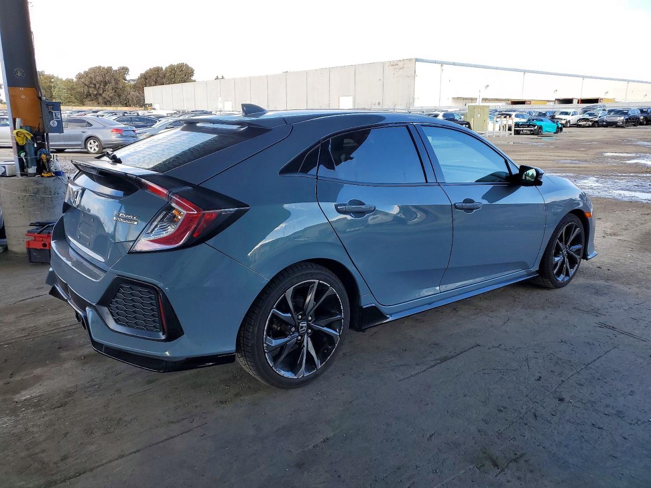 2017 HONDA CIVIC SPORT TOURING photo 3