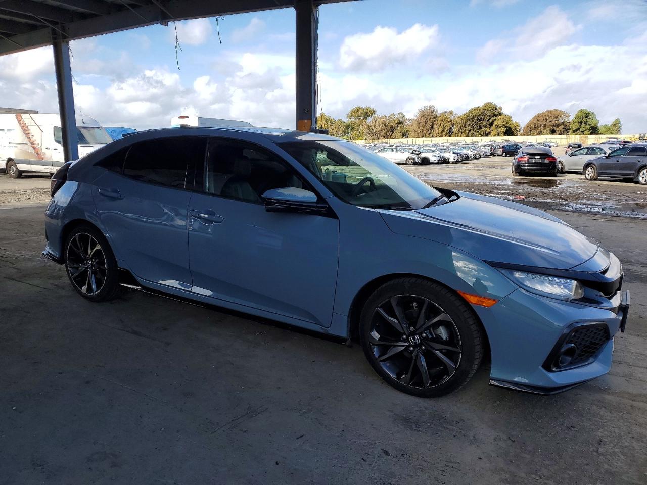 2017 HONDA CIVIC SPORT TOURING photo 4