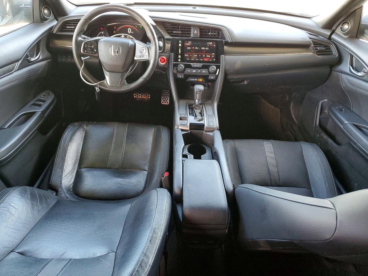 2017 HONDA CIVIC SPORT TOURING photo 8