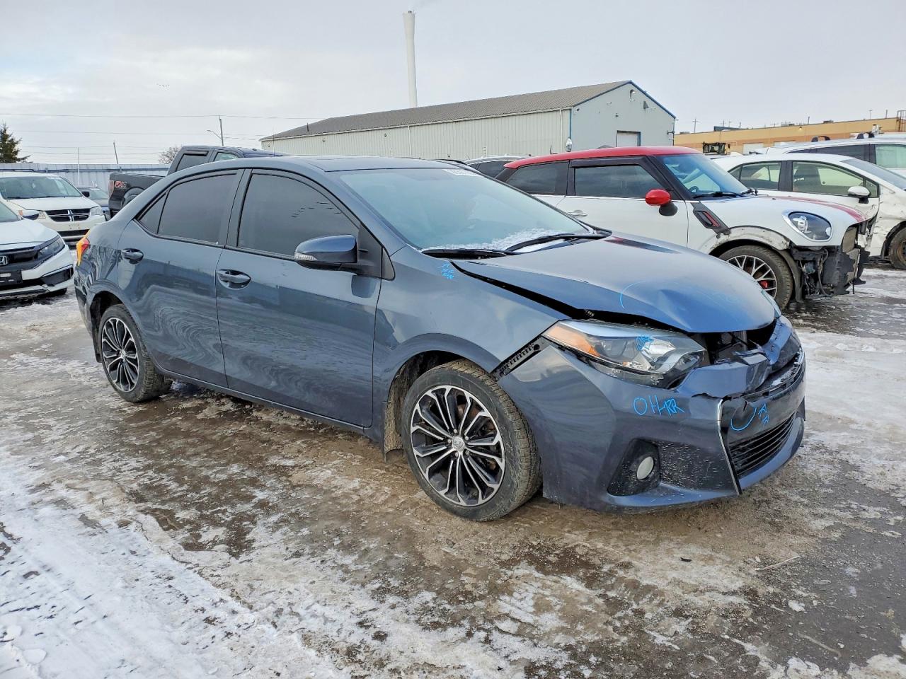 2014 TOYOTA COROLLA L photo 4