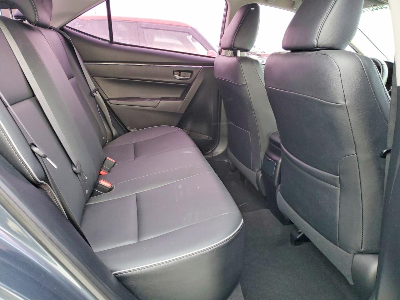 2014 TOYOTA COROLLA L photo 10
