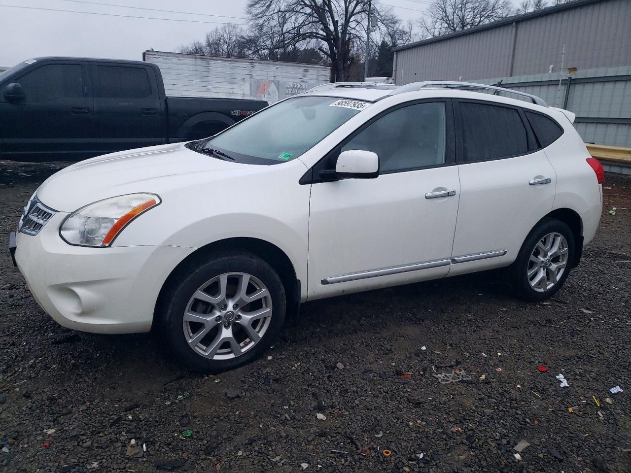 2011 NISSAN ROGUE