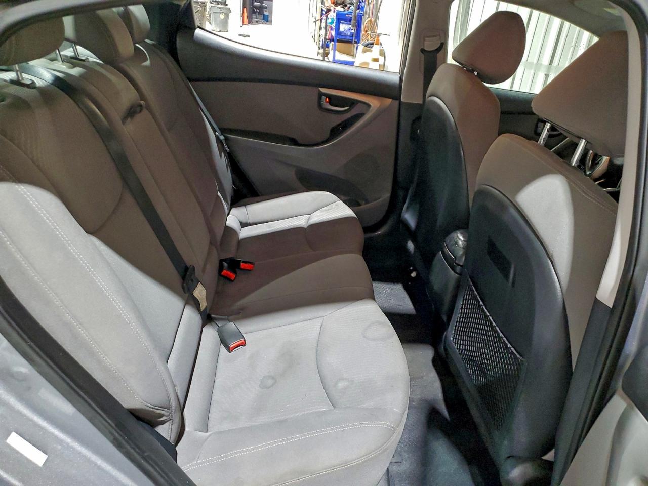 2016 HYUNDAI ELANTRA SE photo 10