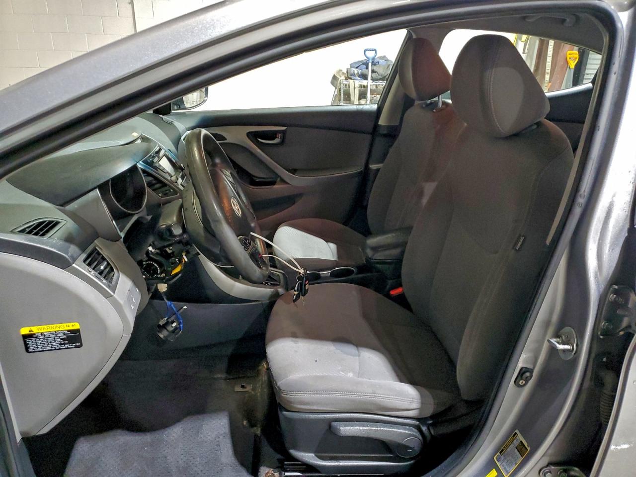 2016 HYUNDAI ELANTRA SE photo 7