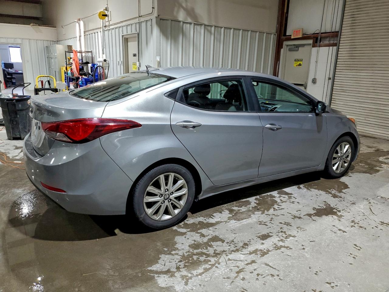 2016 HYUNDAI ELANTRA SE photo 3