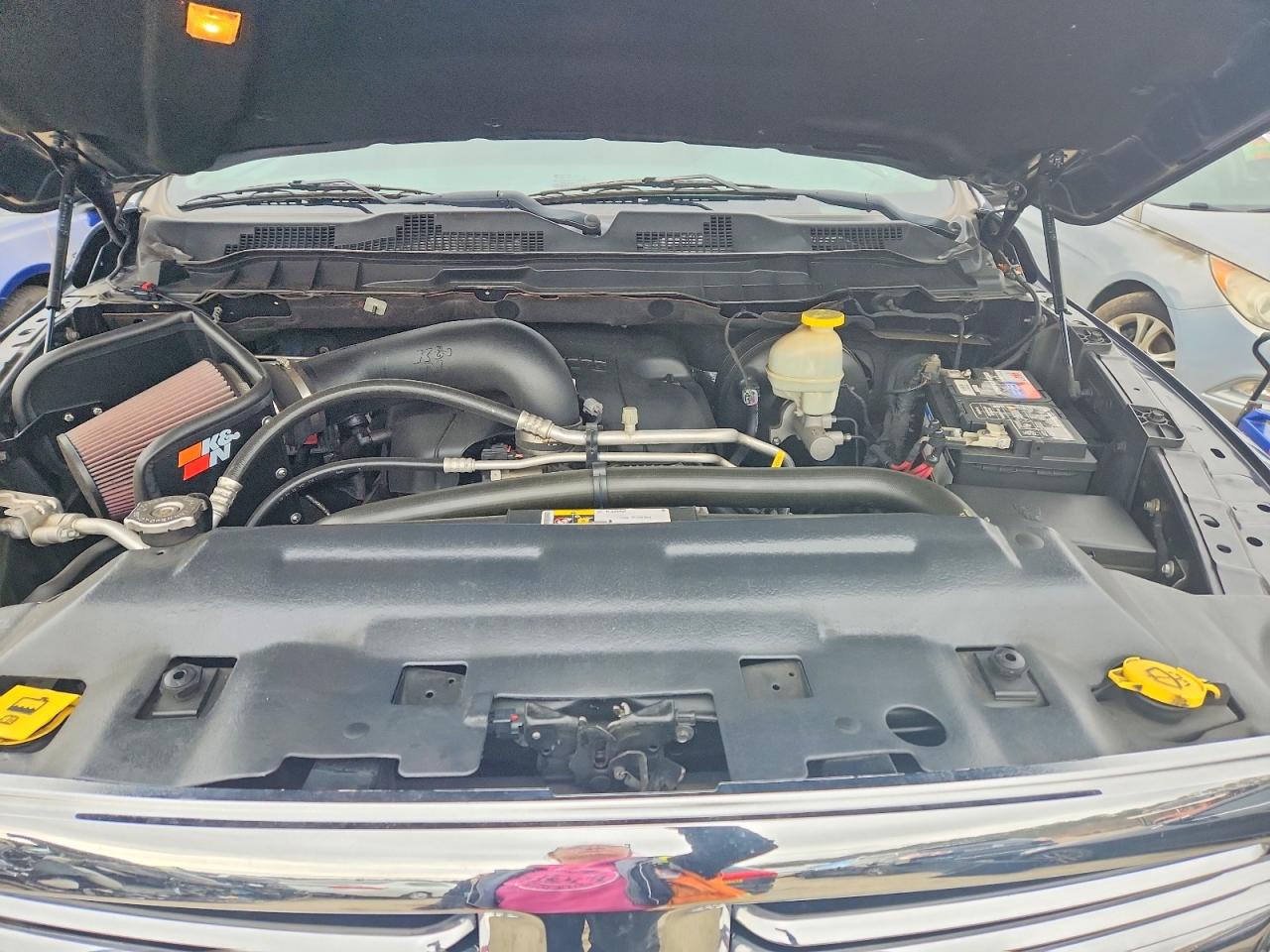 2017 RAM 1500 SLT photo 11