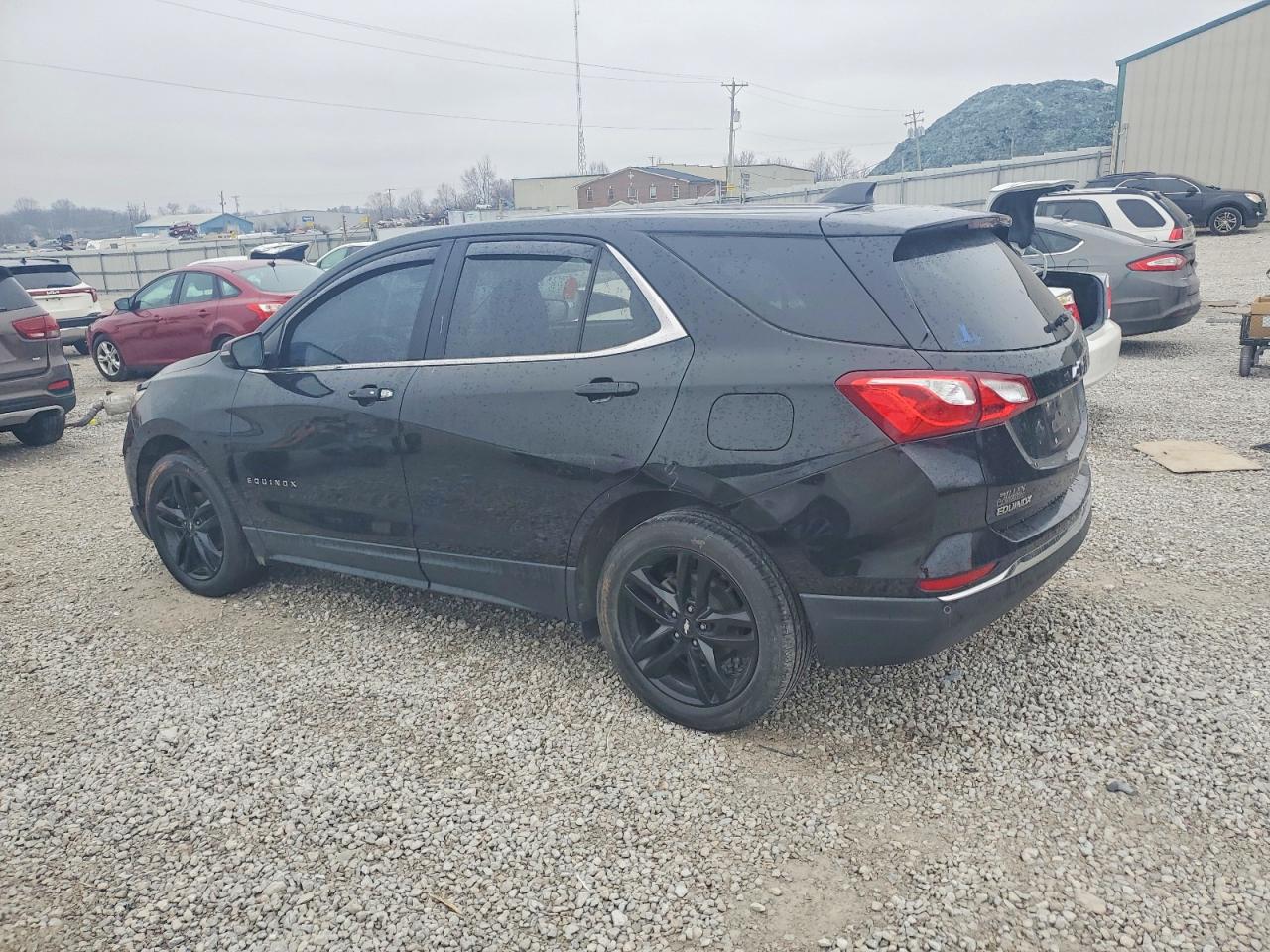 2020 CHEVROLET EQUINOX LT photo 2