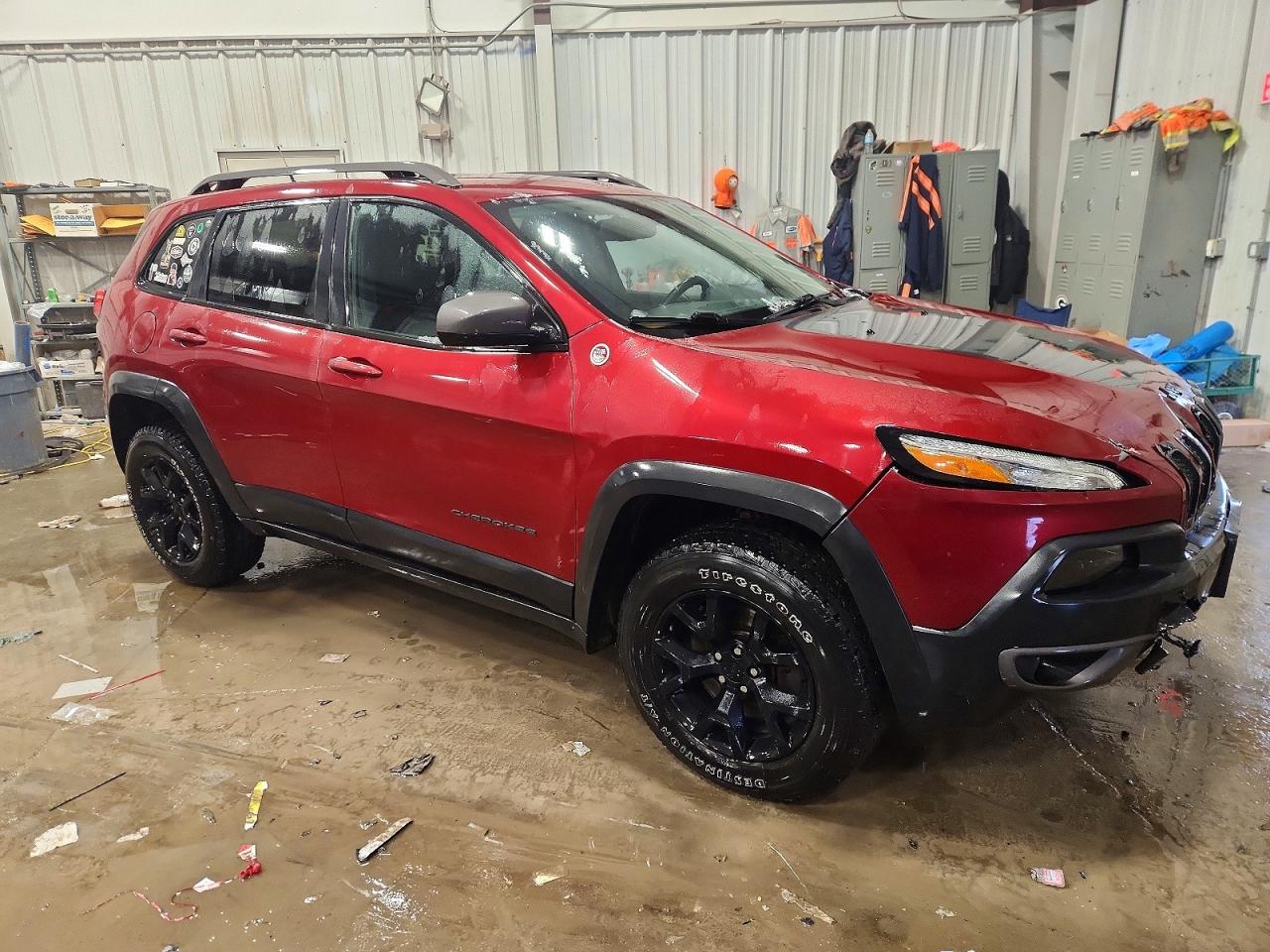 2015 JEEP CHEROKEE TRAILHAWK photo 4