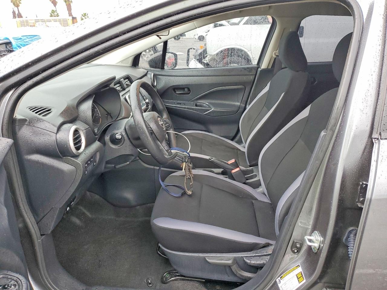 2025 NISSAN VERSA S photo 7