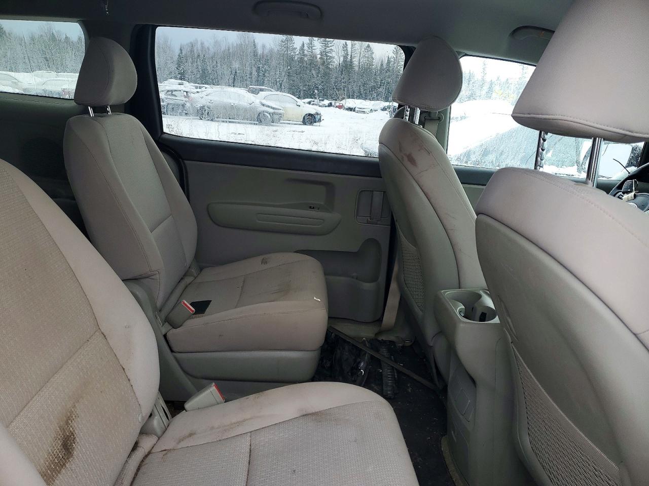 2018 KIA SEDONA LX photo 11