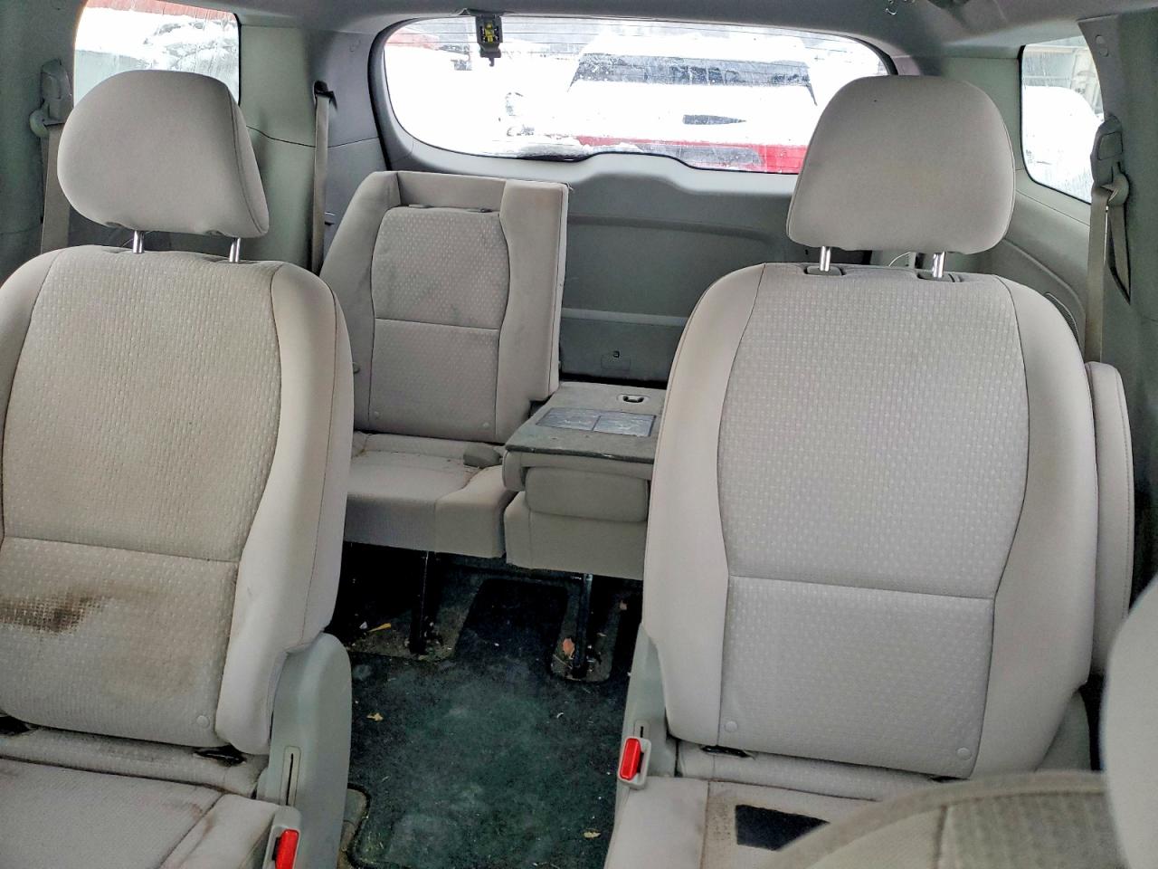 2018 KIA SEDONA LX photo 10