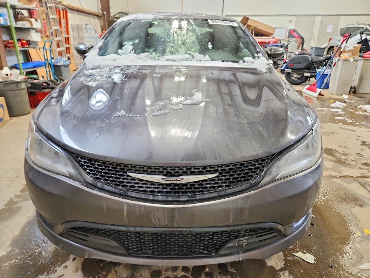 2016 CHRYSLER 200 S photo 5