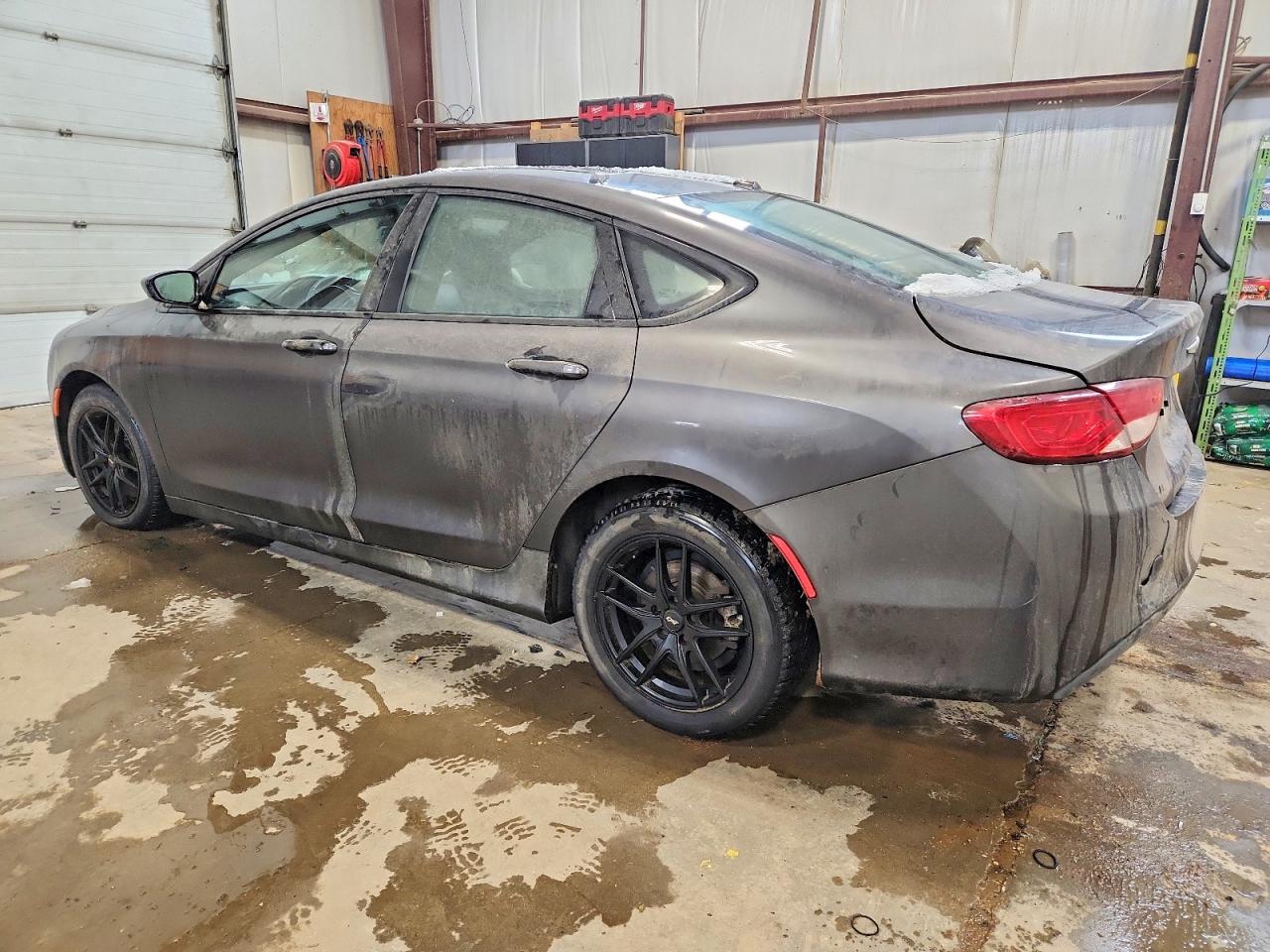 2016 CHRYSLER 200 S photo 2