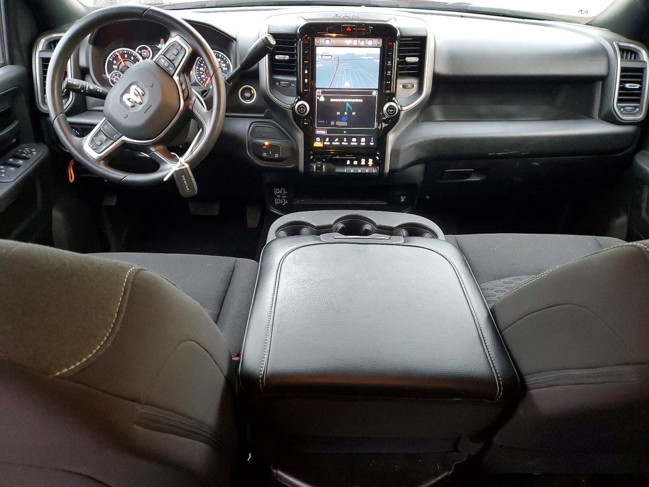 2026 RAM 2500 TRADESMAN photo 15