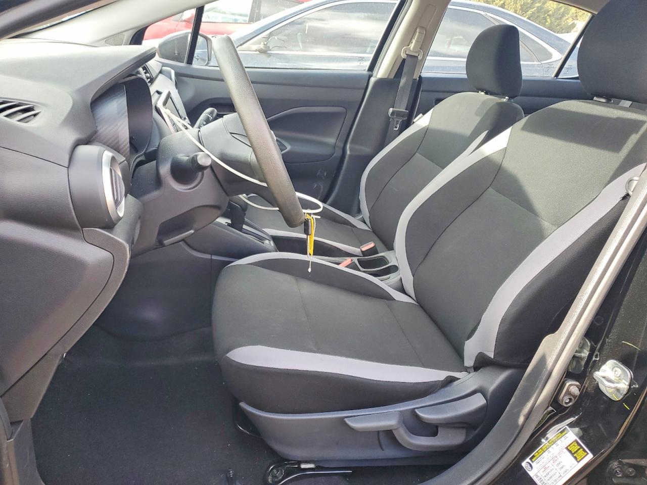 2025 NISSAN VERSA S photo 13