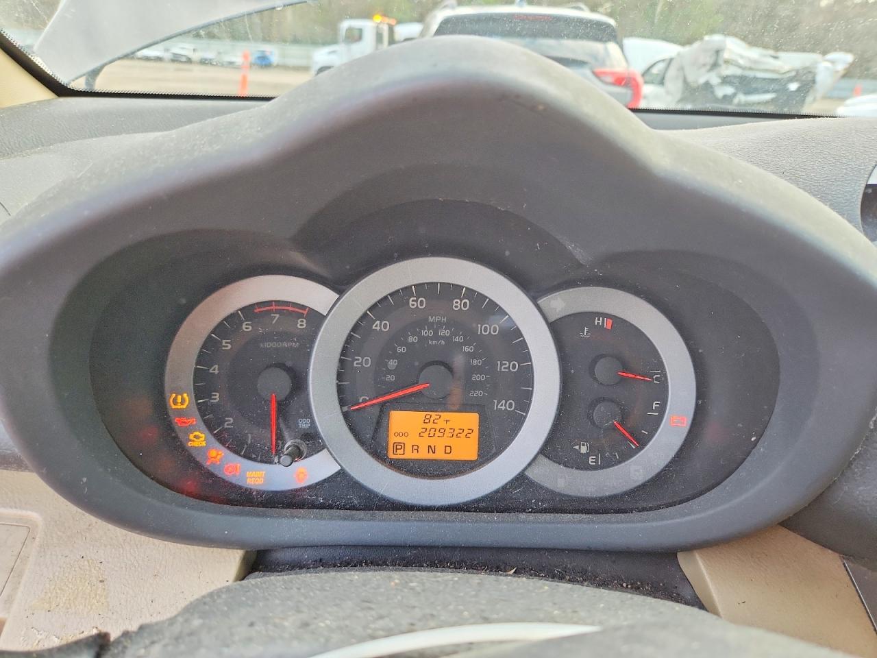 2010 TOYOTA RAV4 photo 17