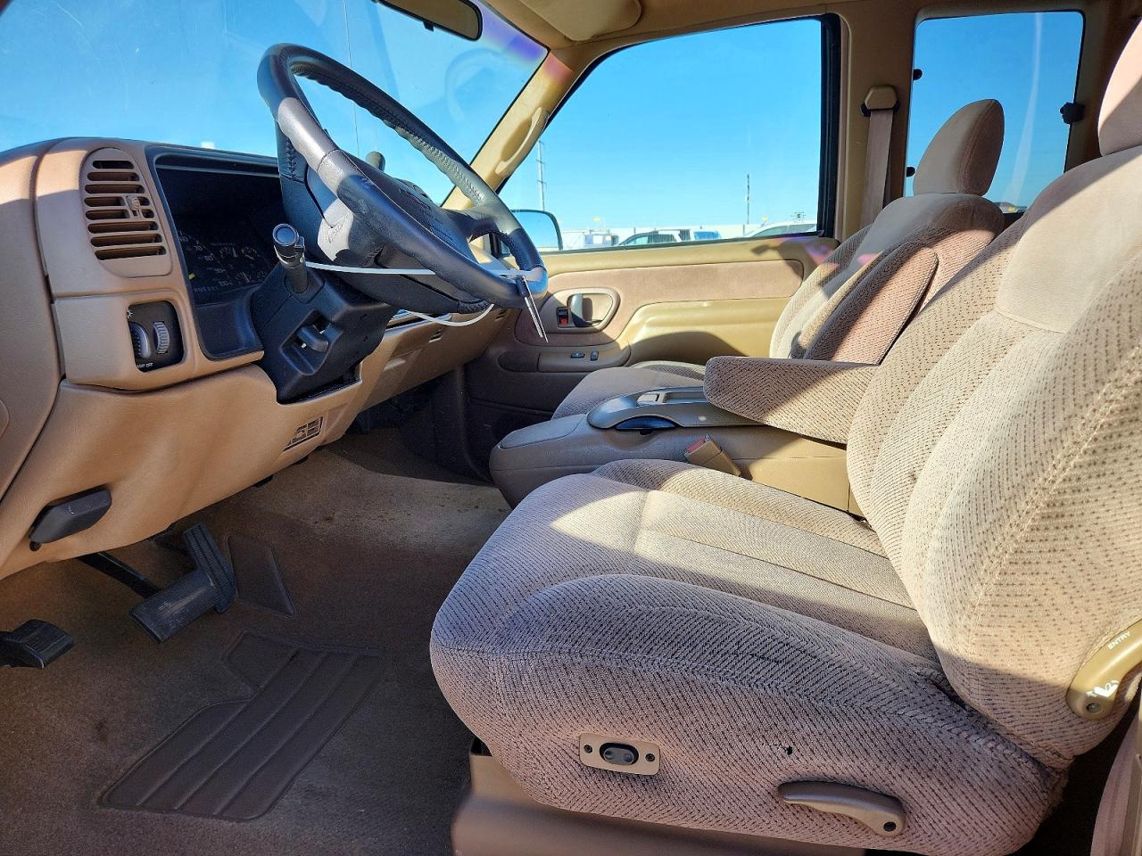 1995 CHEVROLET GMT-400 C1500 photo 7