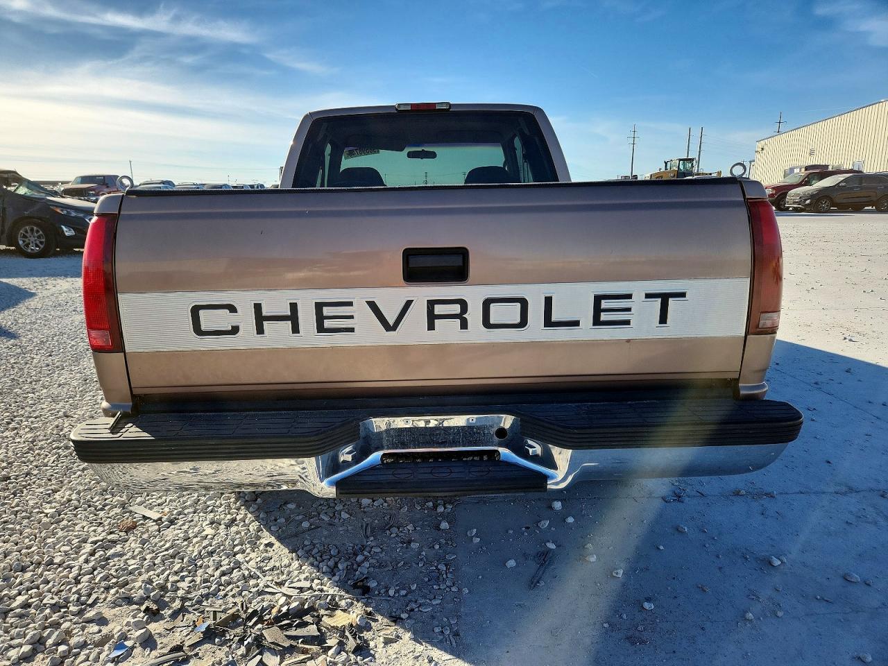1995 CHEVROLET GMT-400 C1500 photo 6