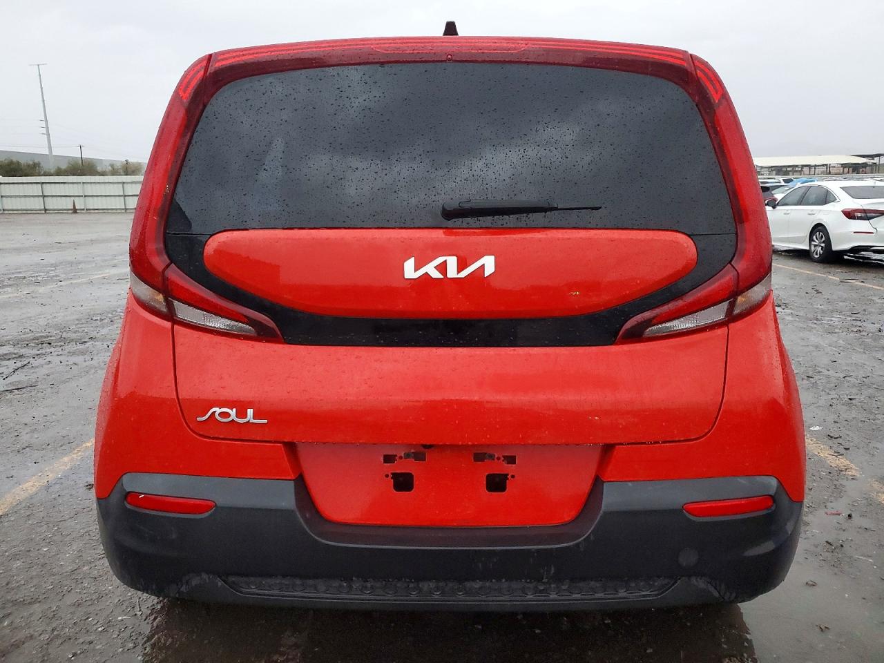 2022 KIA SOUL LX photo 6