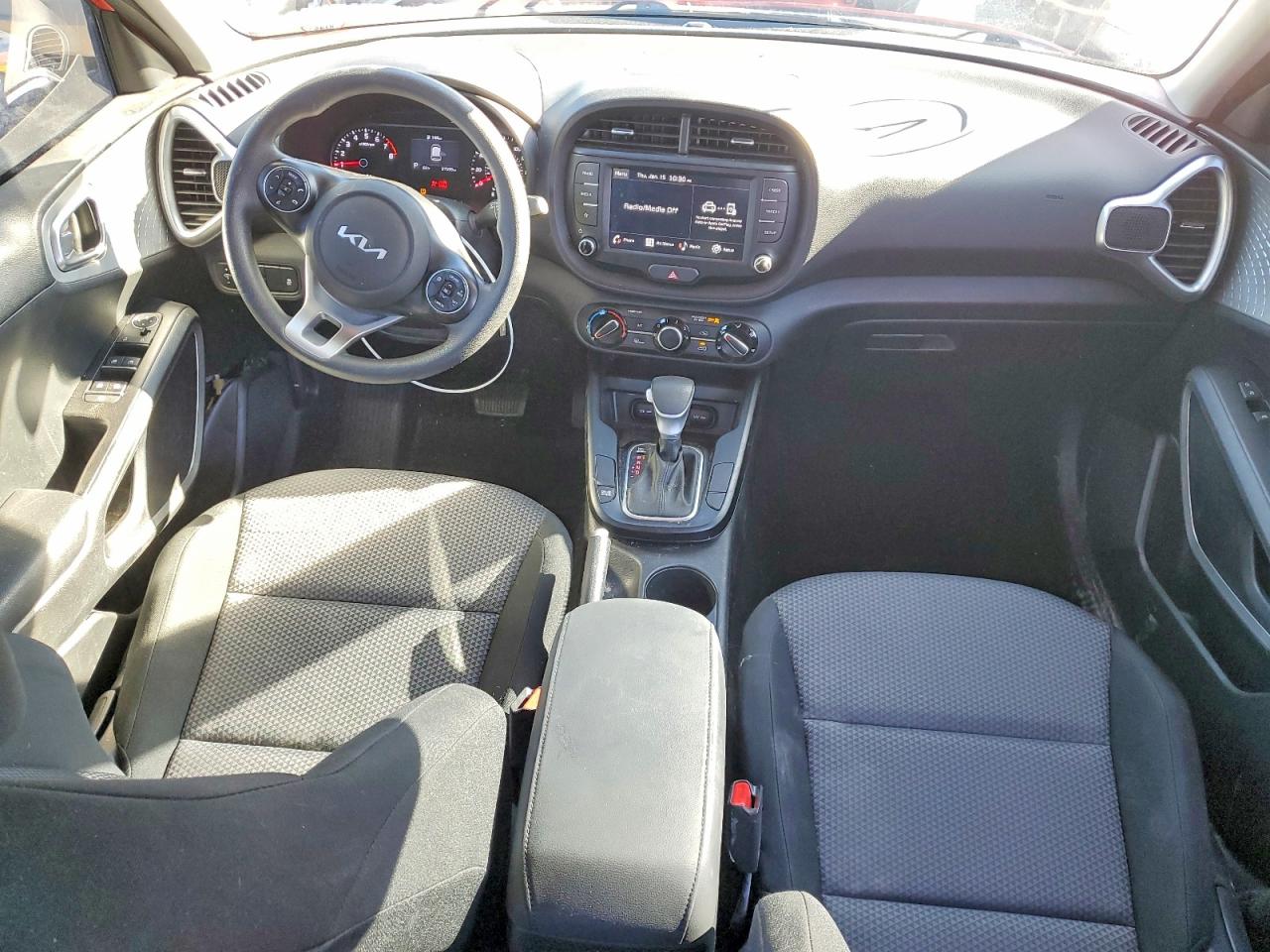 2022 KIA SOUL LX photo 8
