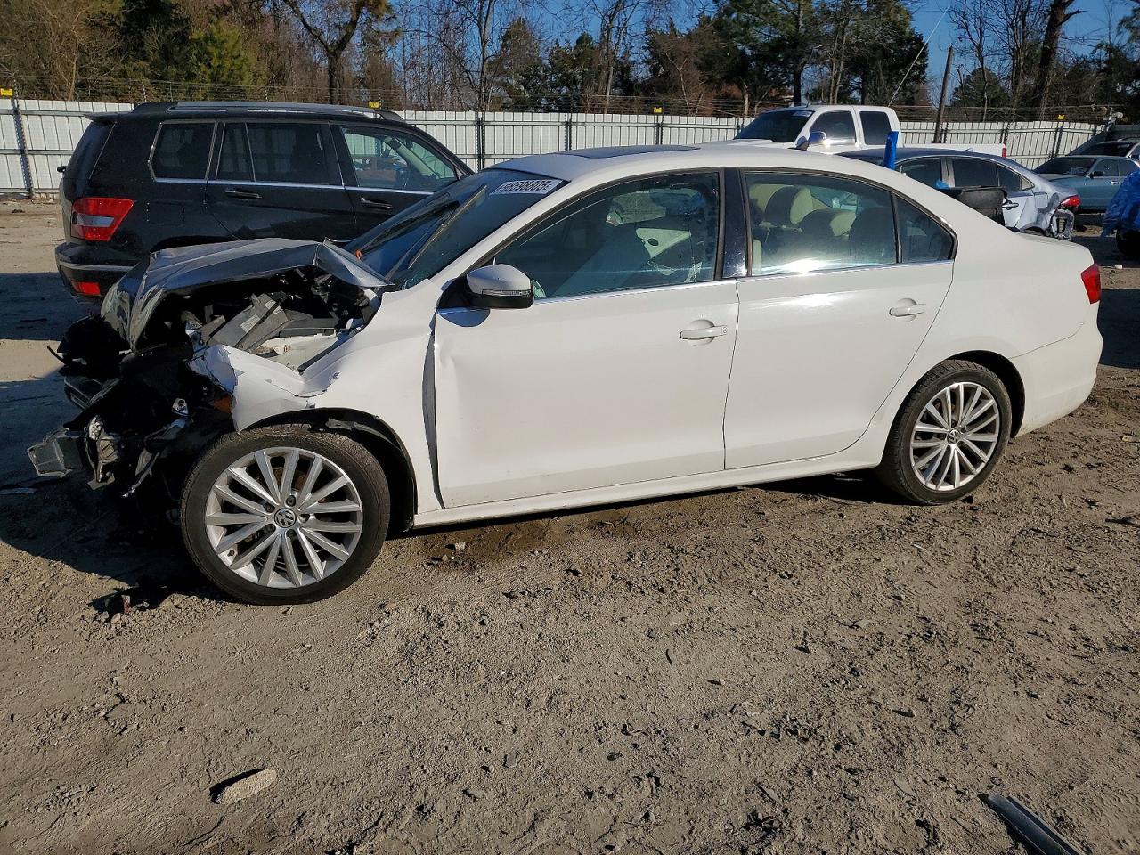 2013 VOLKSWAGEN JETTA