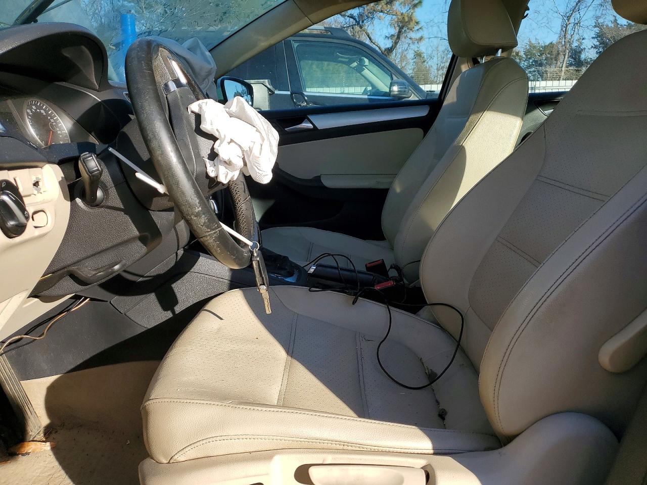 2013 VOLKSWAGEN JETTA SE photo 13