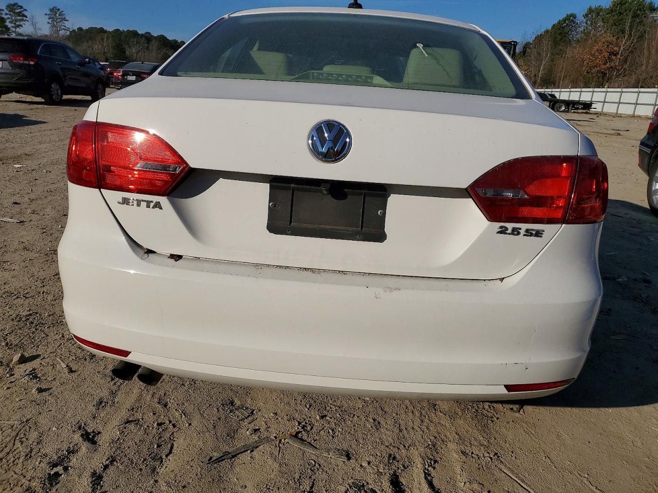 2013 VOLKSWAGEN JETTA SE photo 11