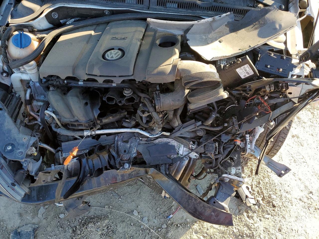 2013 VOLKSWAGEN JETTA SE photo 21