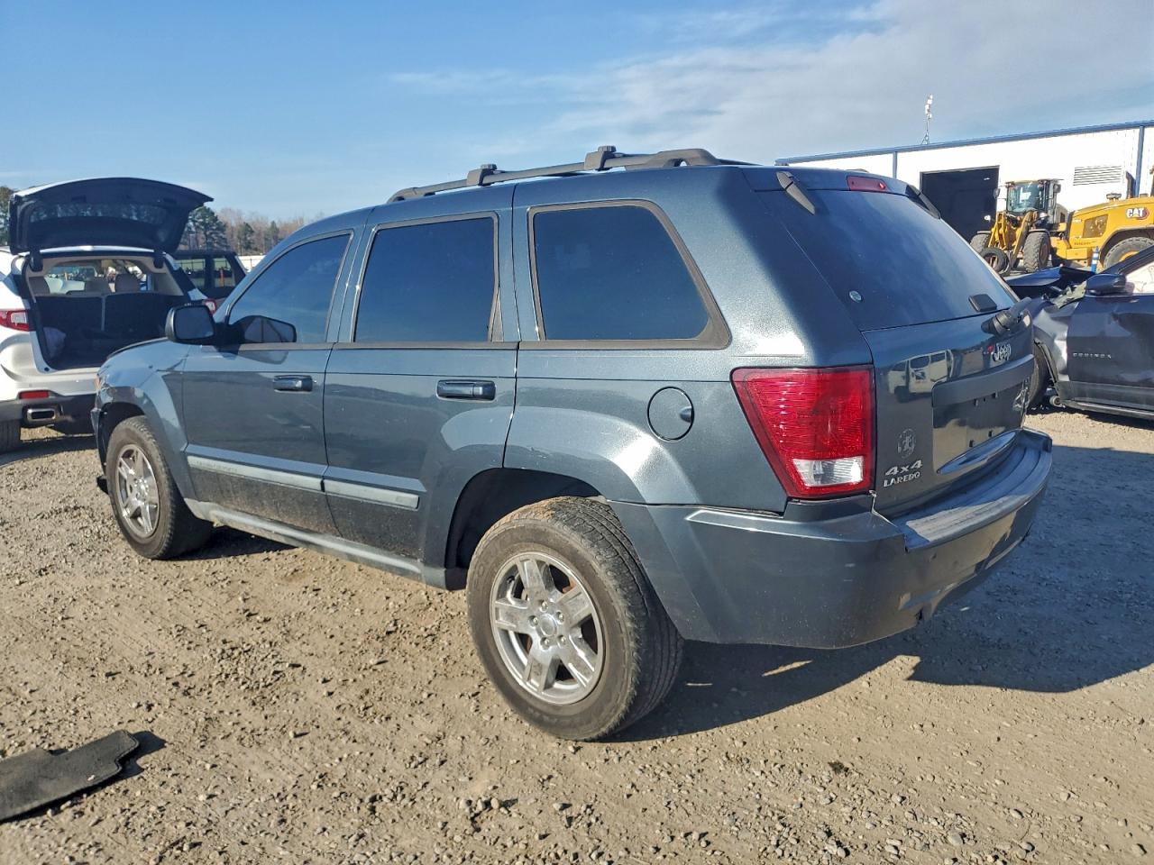 2007 JEEP GRAND CHEROKEE LAREDO photo 2
