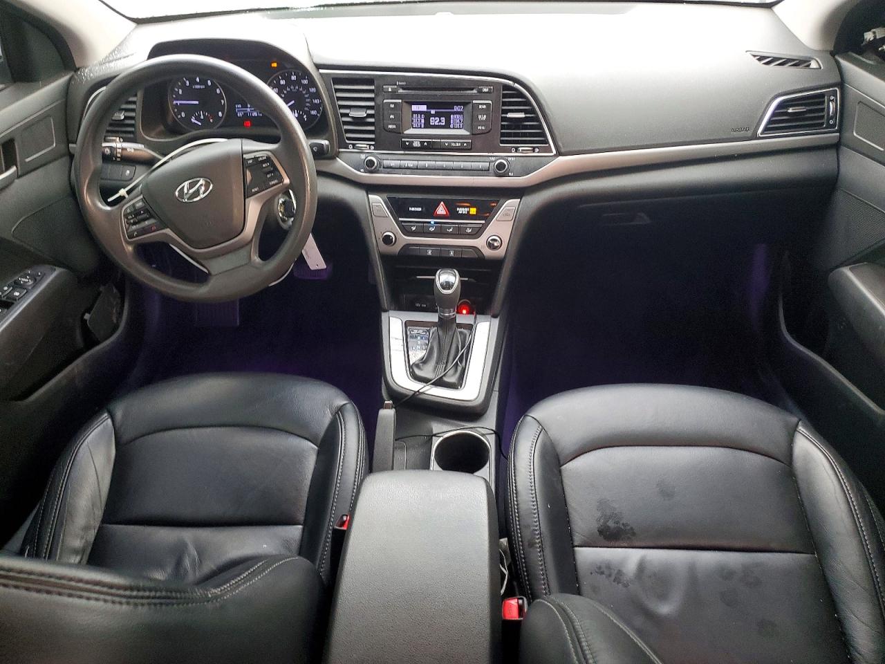 2018 HYUNDAI ELANTRA SE photo 8