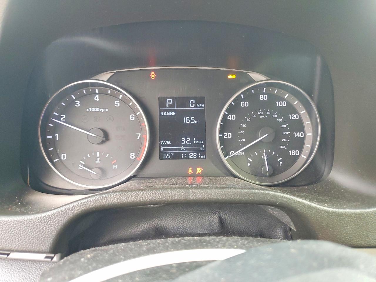 2018 HYUNDAI ELANTRA SE photo 9
