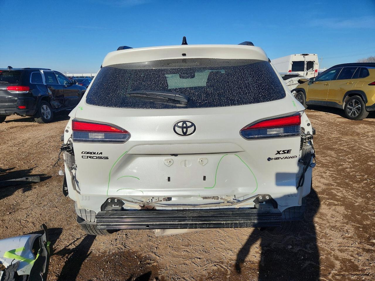 2025 TOYOTA COROLLA CROSS SE photo 6