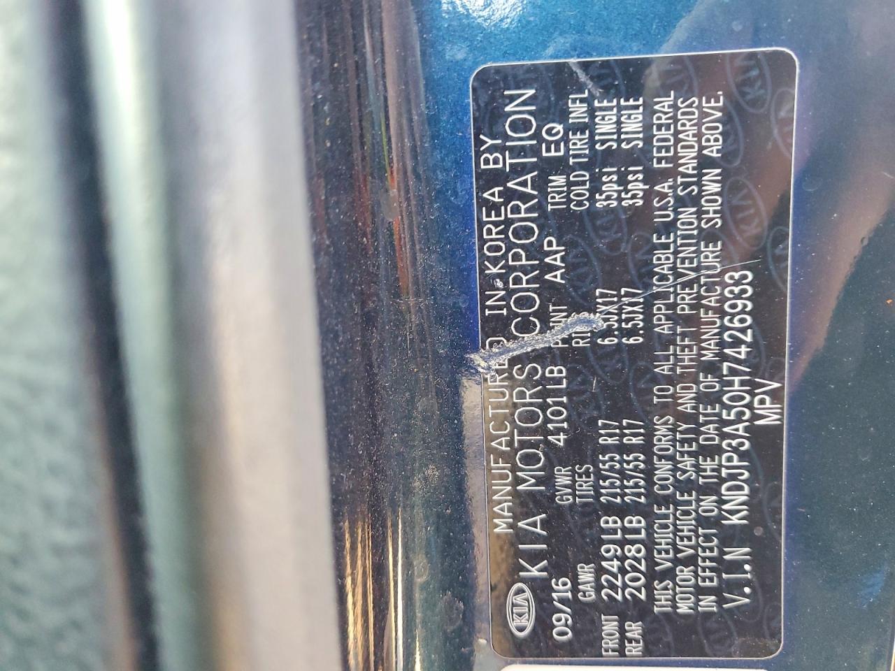 2017 KIA SOUL + photo 12