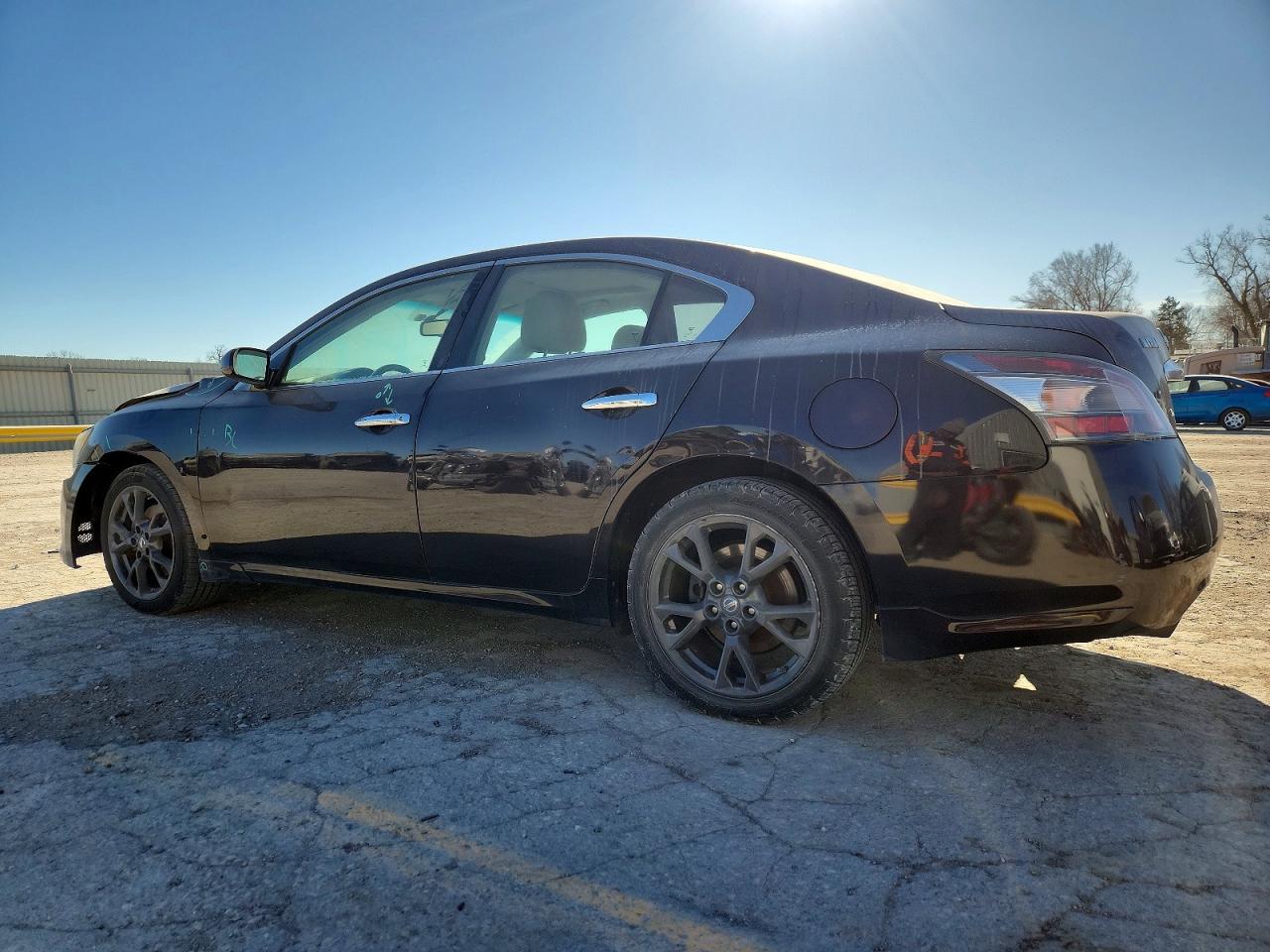 2013 NISSAN MAXIMA S photo 2