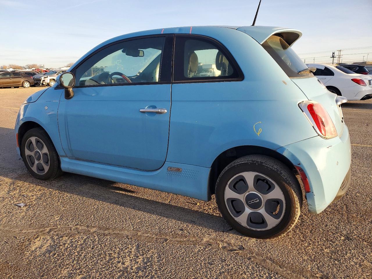 2015 FIAT 500 ELECTRIC photo 2
