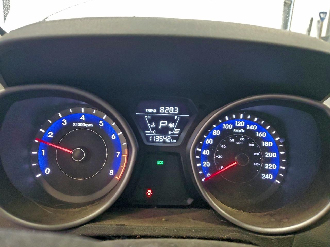 2016 HYUNDAI ELANTRA SE photo 9