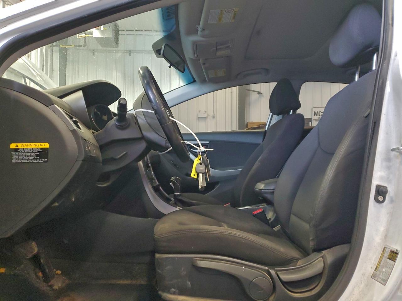 2016 HYUNDAI ELANTRA SE photo 7