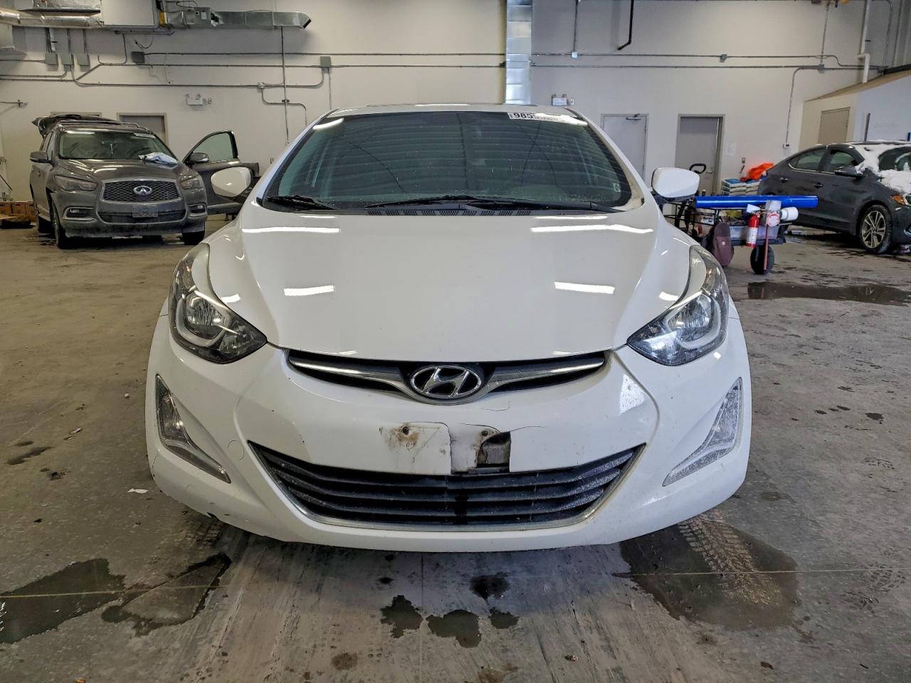 2016 HYUNDAI ELANTRA SE photo 5