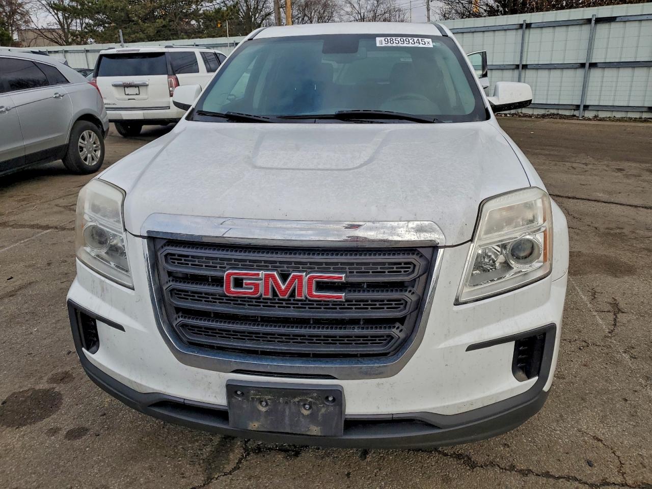 2017 GMC TERRAIN SLE photo 5