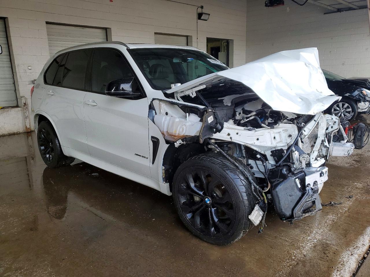 2017 BMW X5 XDRIVE35D photo 4