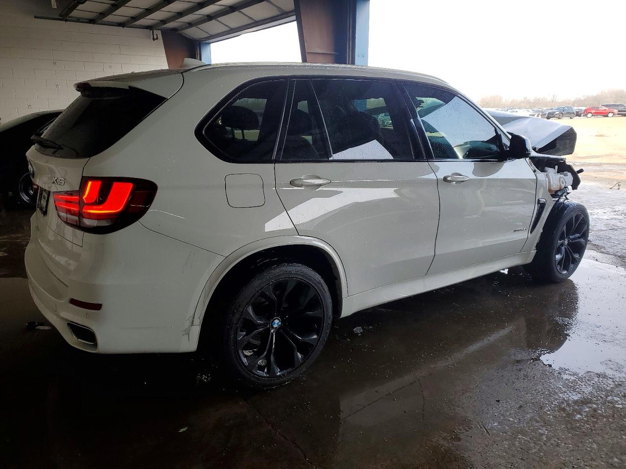 2017 BMW X5 XDRIVE35D photo 3