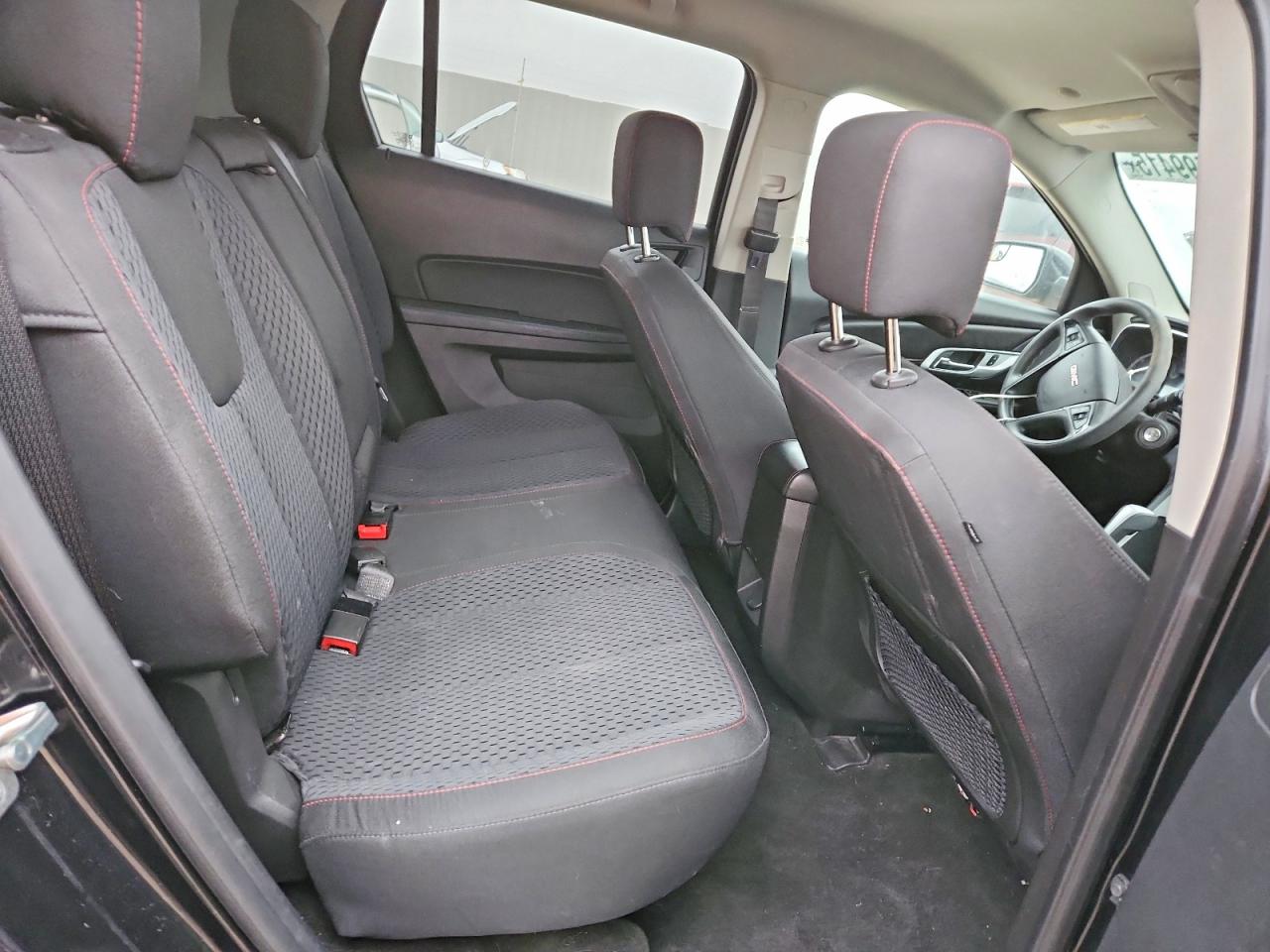 2013 GMC TERRAIN SLE photo 11