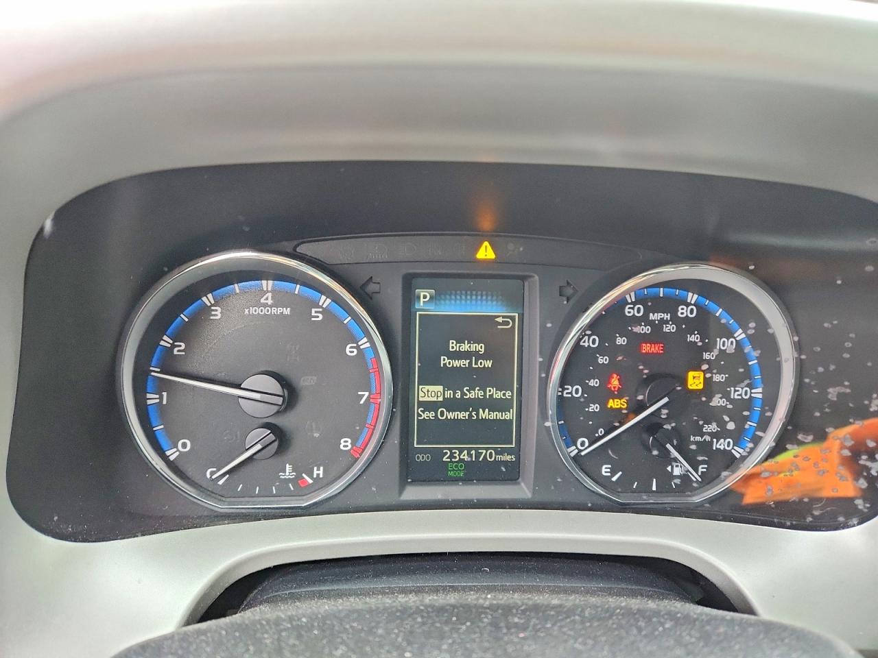 2016 TOYOTA RAV4 XLE photo 9