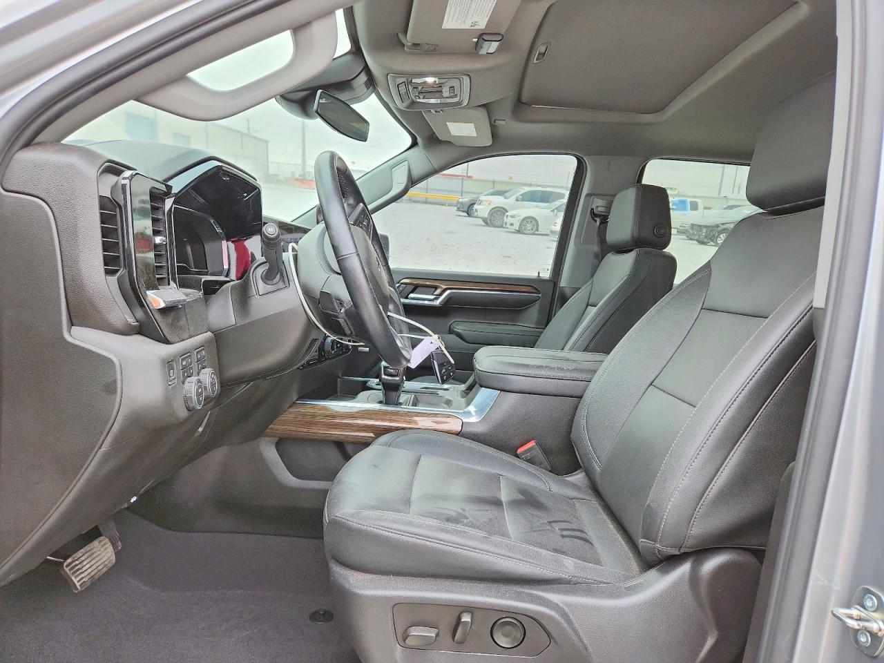 2024 CHEVROLET SILVERADO K1500 RST photo 7
