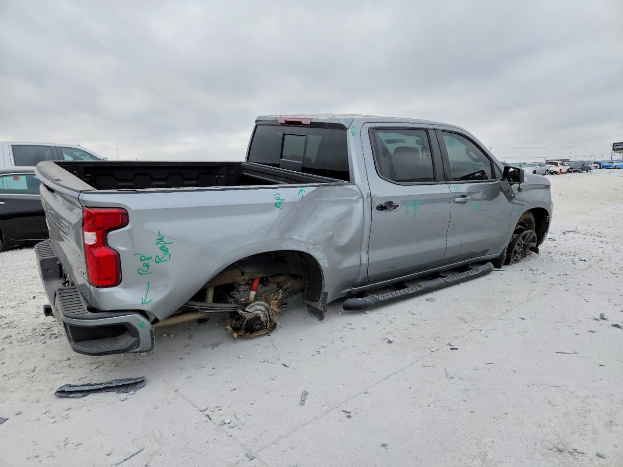 2024 CHEVROLET SILVERADO K1500 RST photo 3