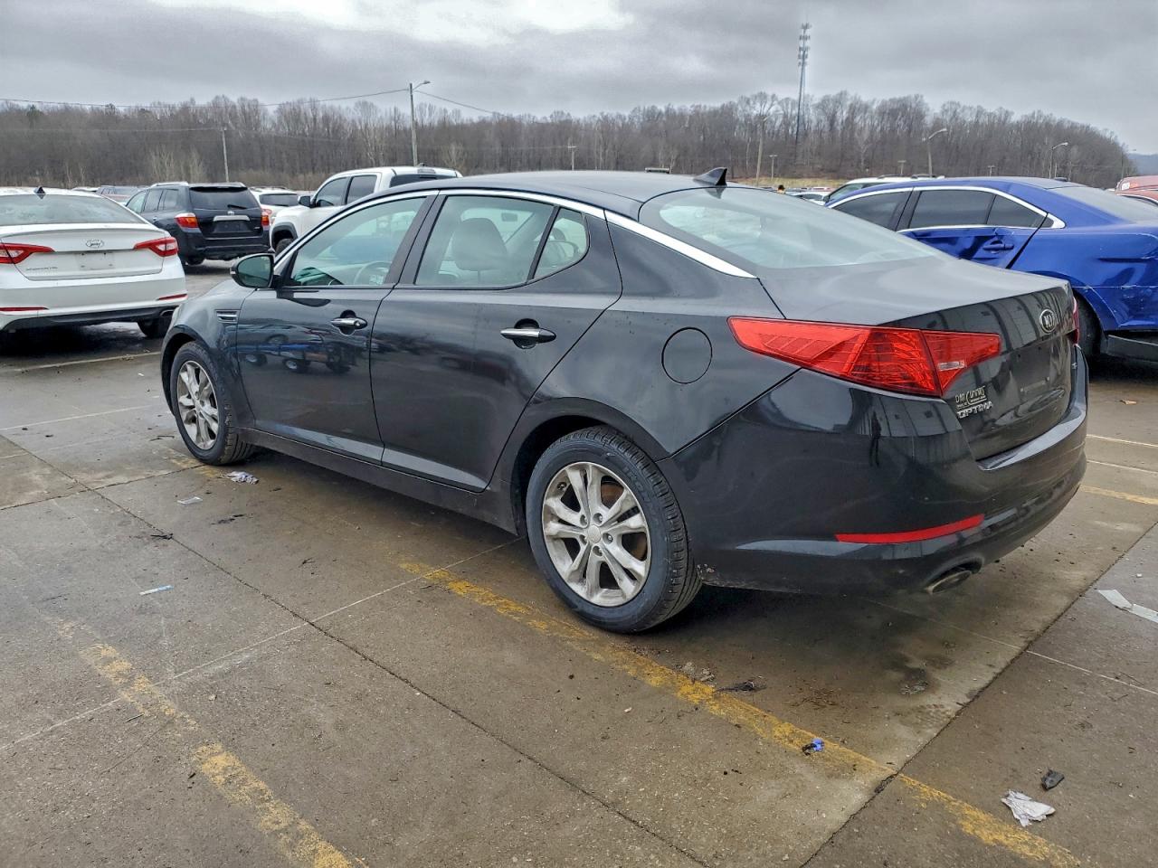 2013 KIA OPTIMA LX photo 2