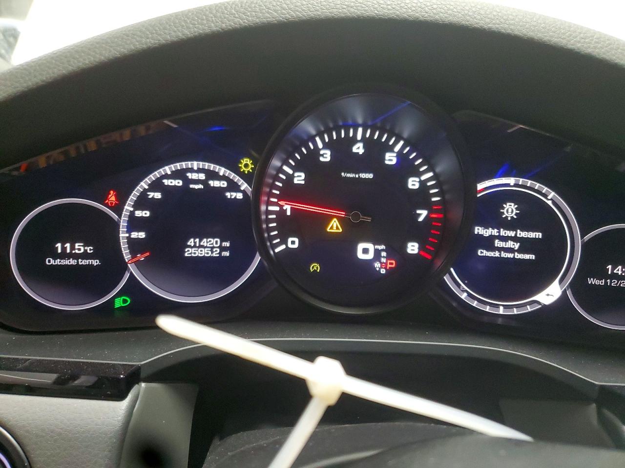 2021 PORSCHE CAYENNE photo 9