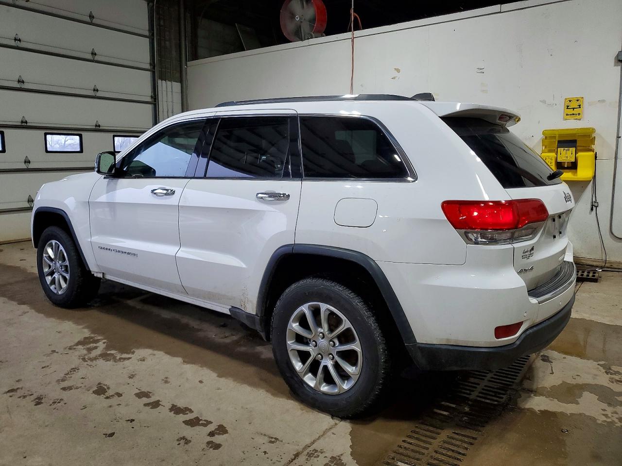 2015 JEEP GRAND CHEROKEE LIMITED photo 2